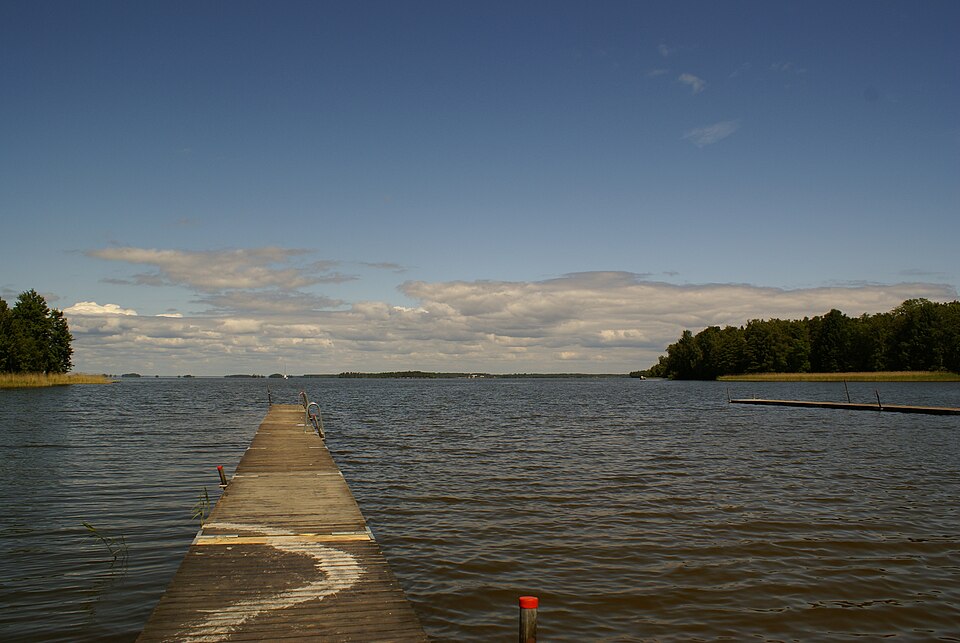 Hampetorp, Hjälmaren