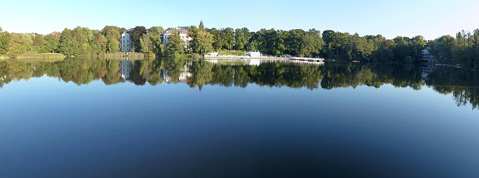 Halensee, Strandbad