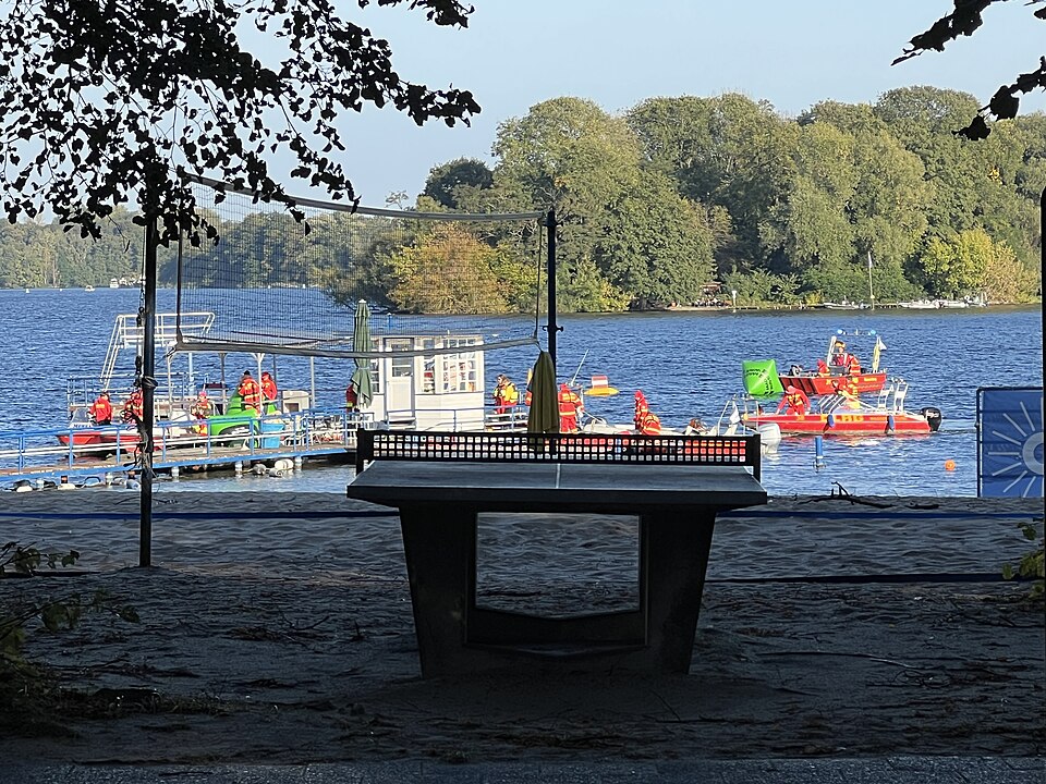 Tegeler See, gegenüber Scharfenberg