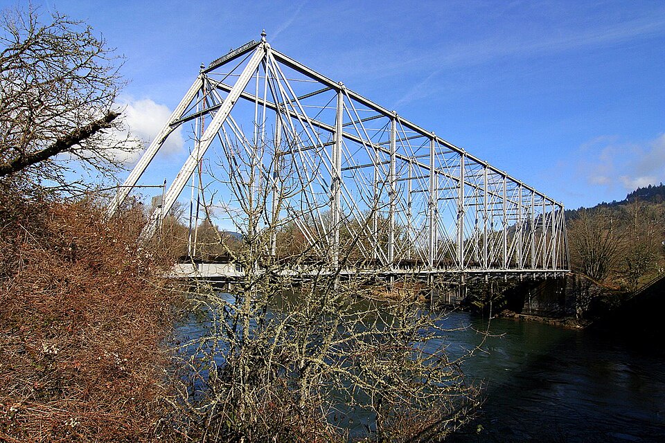 McKENZIE River above Hayden Branch, at Springfield, Oregon