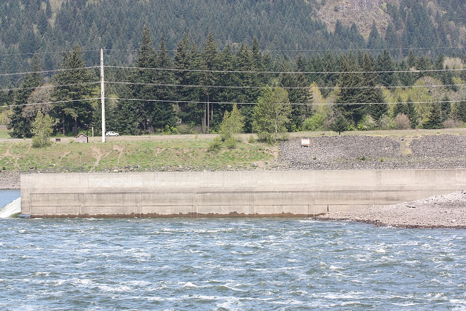 Columbia River at Cascade Island, Washington