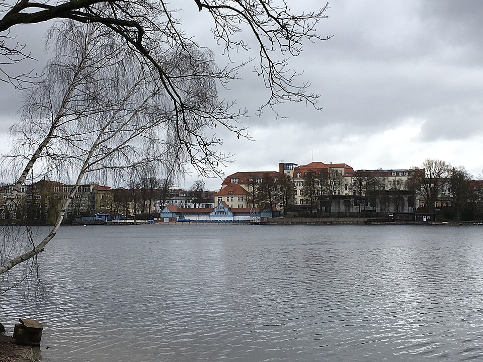 Straussee