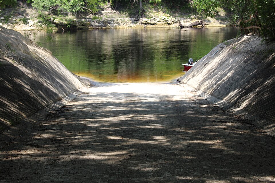 Suwannee River above Withlacoochee River at Ellaville, Florida